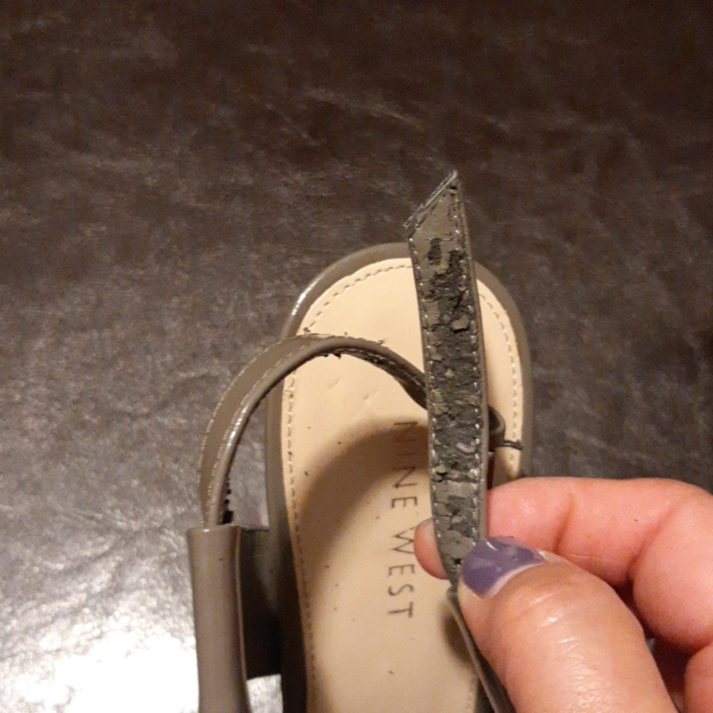 Shoes - Picture 4 of 4